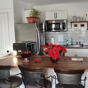 https://inviting-private-suite-1-bedroom-getaway-northeast.edmonton-hotels.net
