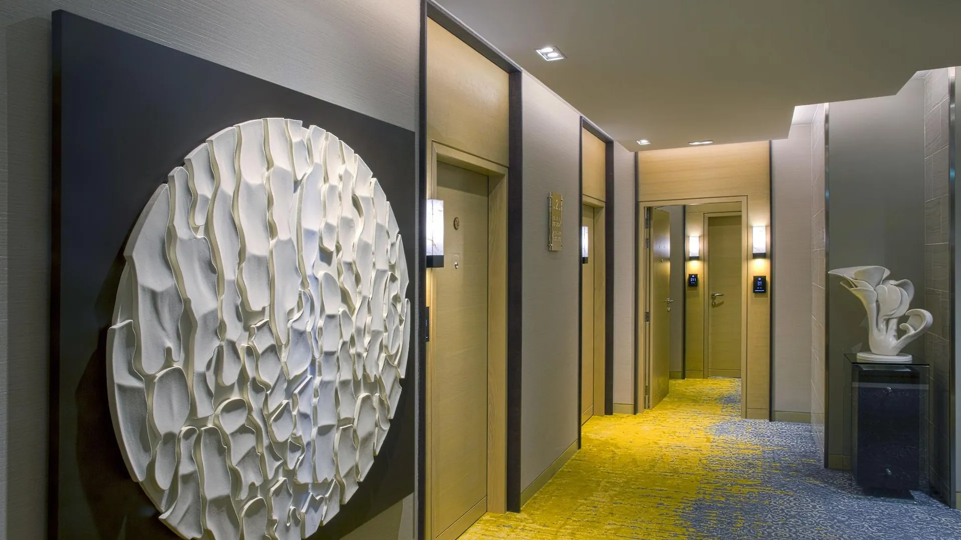 Grayton Hotel By Blazon Hotels Dubai
