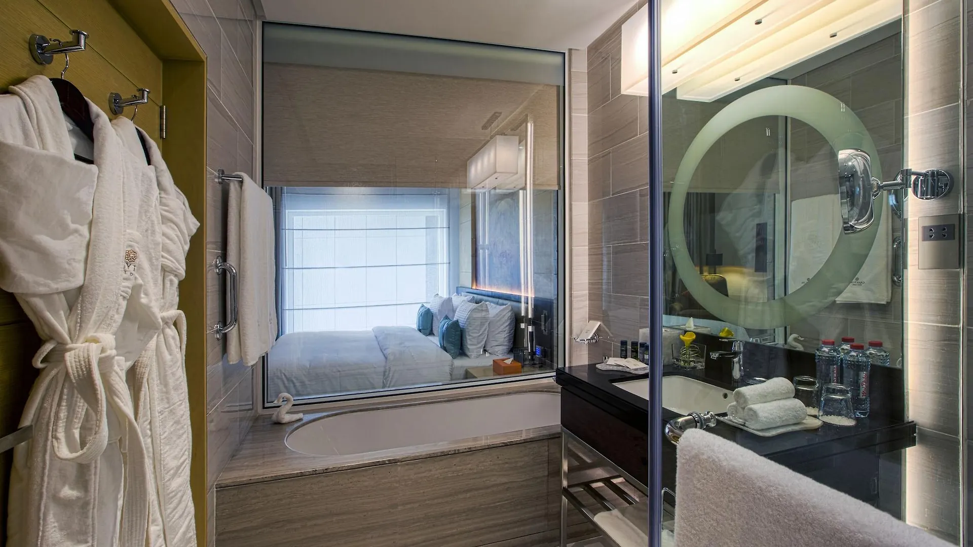 Grayton Hotel By Blazon Hotels Dubai