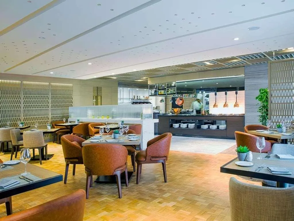 Grayton Hotel By Blazon Hotels Dubai United Arab Emirates